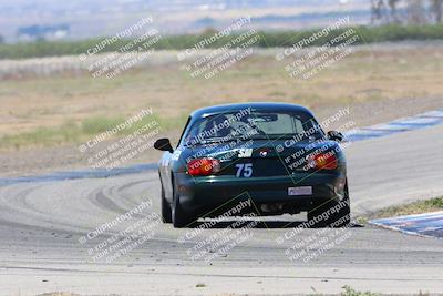 media/Jun-05-2022-CalClub SCCA (Sun) [[19e9bfb4bf]]/Group 1/Race/